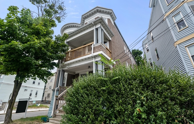 36 BELLEVUE ST
