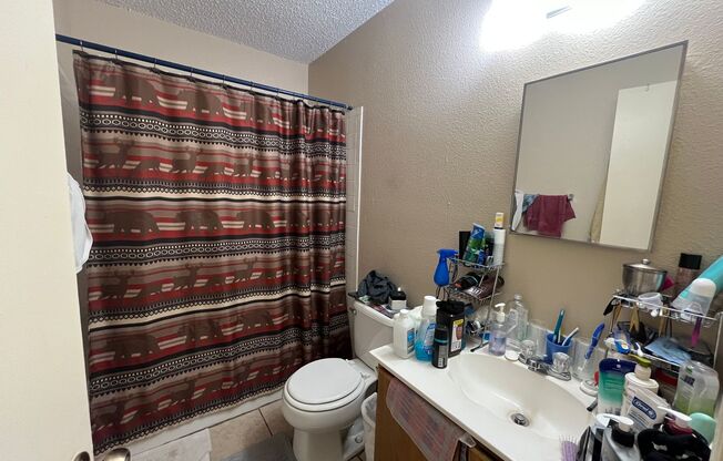 3 beds, 2 baths, $1,895