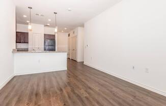 3 beds, 2 baths, 1,070 sqft, $1,299