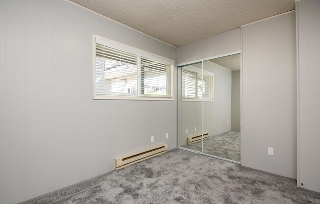 1 bed, 1 bath, 550 sqft, $1,395, Unit A04