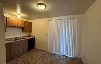 2 beds, 1 bath, $1,850, Unit Unit A