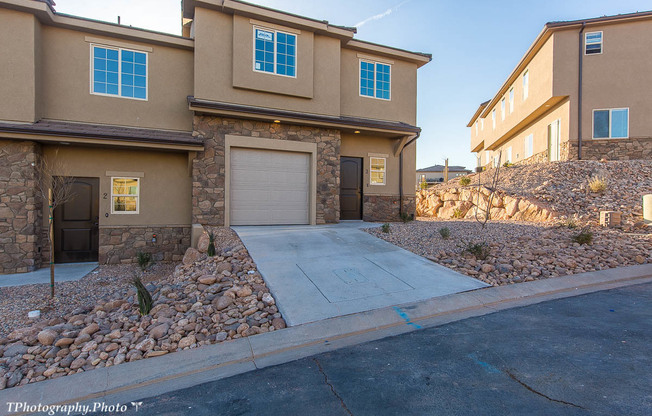 Town Home in Mill Creek Springs