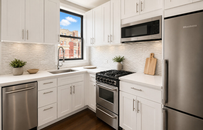 77 W 68 ST