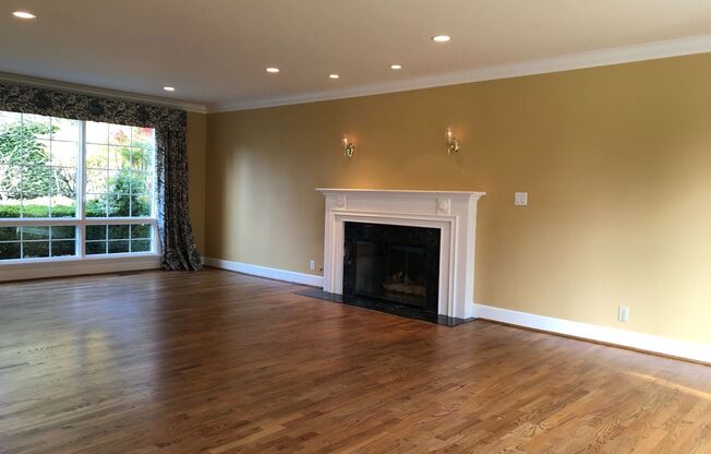 Elegant and Luxury home in Medina, 5 bedrooms, 3.25 baths with 3 car garage