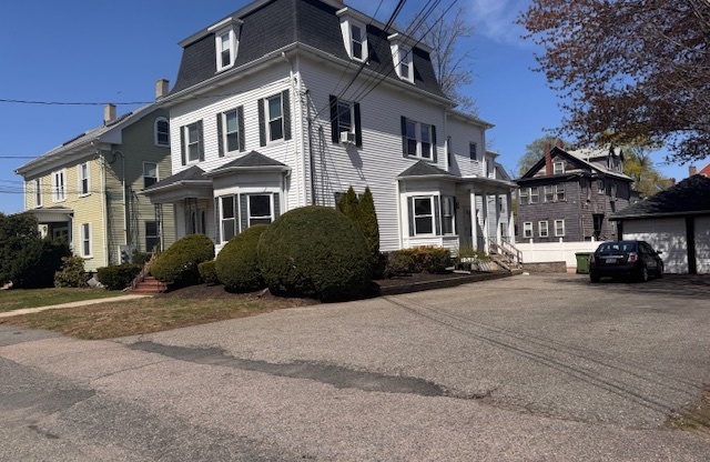 14 PHILLIPS ST