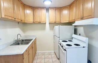 Available Now! Spacious Apartment in Quiet Area of National City