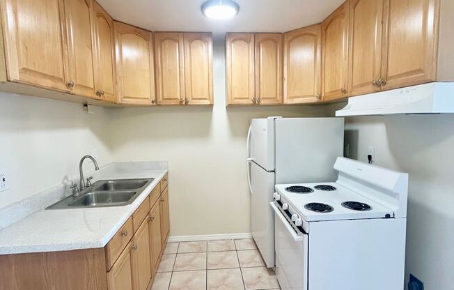 Available Now! Spacious Apartment in Quiet Area of National City