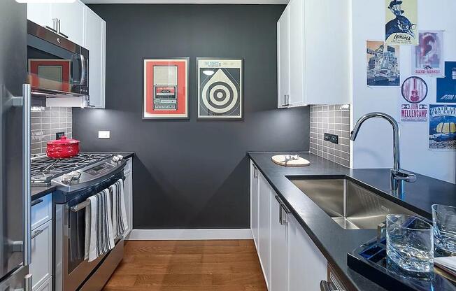 1 bed, 1 bath, $6,160, Unit PH3B