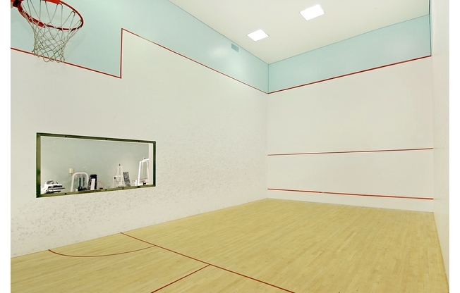 Studio, 1 bath, 400 sqft, $3,500, Unit 4J