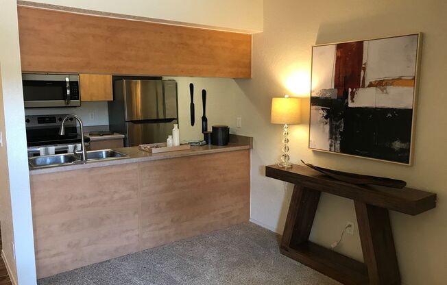 2 beds, 1 bath, 700 sqft, $1,125, Unit 12143