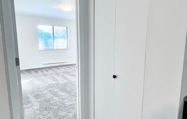 2 beds, 1 bath, 1,115 sqft, $1,150, Unit 2597-1U