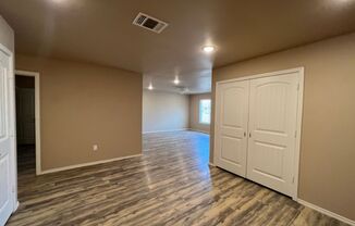 3 beds, 2 baths, $1,425, Unit # 2