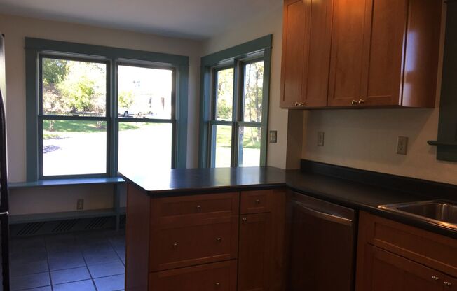 Lovely Single-Family 3BR Home in Vergennes - Convenient to Middlebury & Burlington