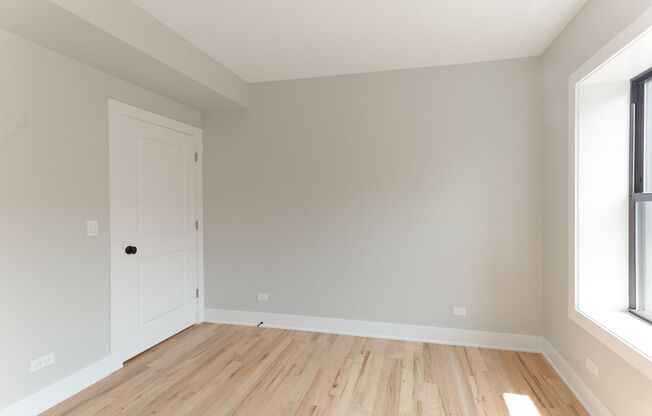 2 beds, 1 bath, 922 sqft, $2,950, Unit 2535-2