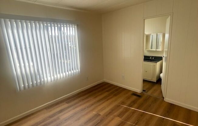 2 beds, 2 baths, 800 sqft, $3,199, Unit 74