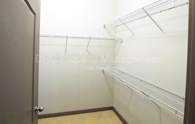 2 beds, 2 baths, 1,117 sqft, $2,499, Unit 6062