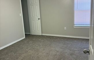 3 beds, 3 baths, 1,370 sqft, $1,325, Unit 814A Belmont