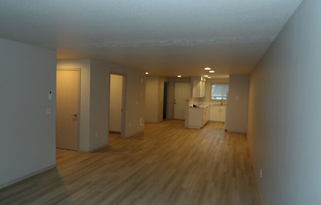 2 beds, 2 baths, 1,240 sqft, $1,940, Unit L57
