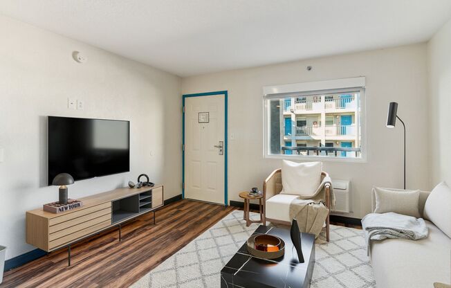 1 bed, 1 bath, $999