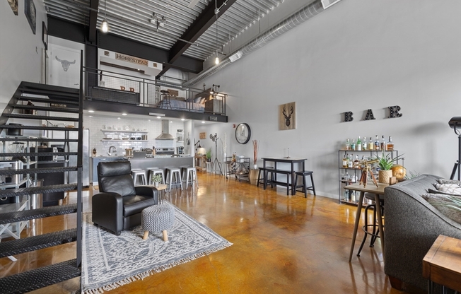 950 BROADWAY