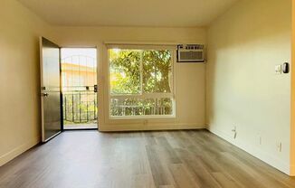 1 bed, 1 bath, 664 sqft, $1,800, Unit 10