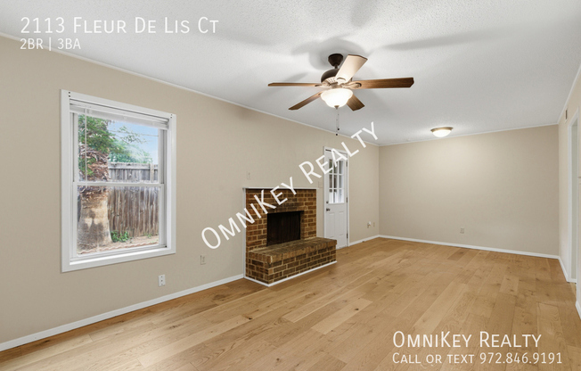 2113 FLEUR DE LIS CT