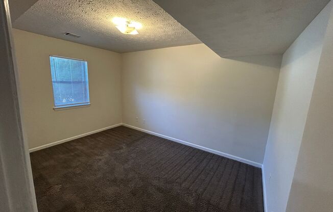 8838 West Hills
