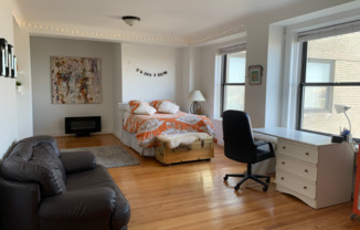 15 E Kirby St