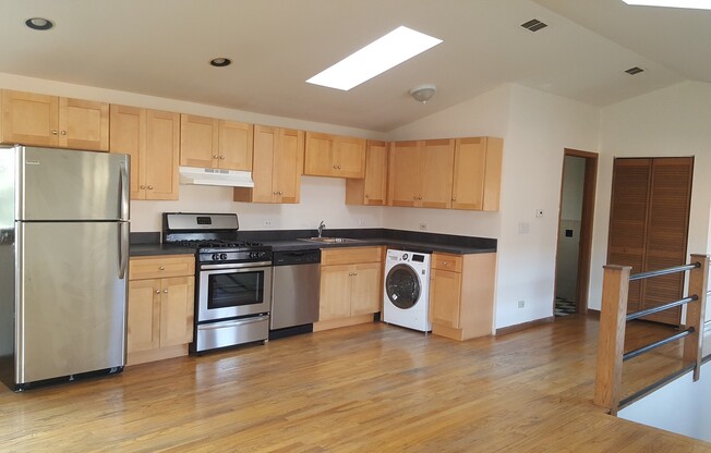 1 bed, 1 bath, $1,995, Unit 3Fl