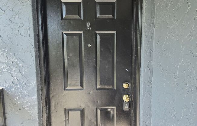 2526 S. Oak Avenue (4)