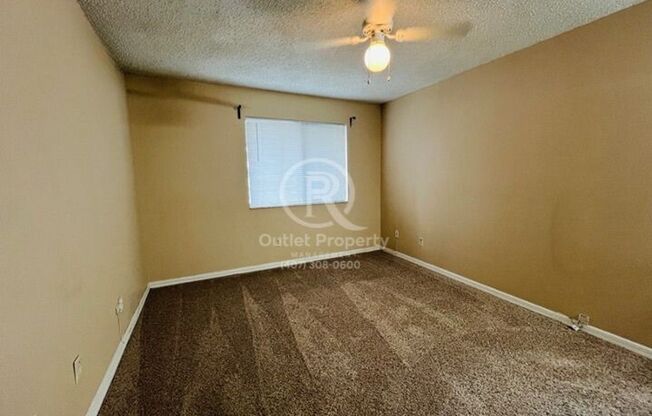 2 beds, 2 baths, $1,550, Unit Unit # 2282