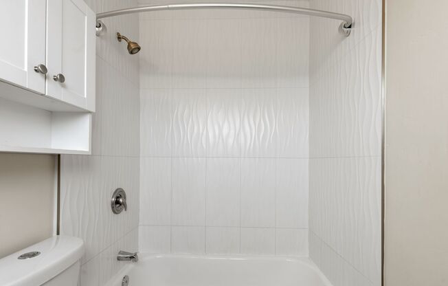 1 bed, 1 bath, 403 sqft, $2,545, Unit Unit 11