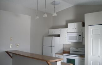 2 beds, 2 baths, $1,350