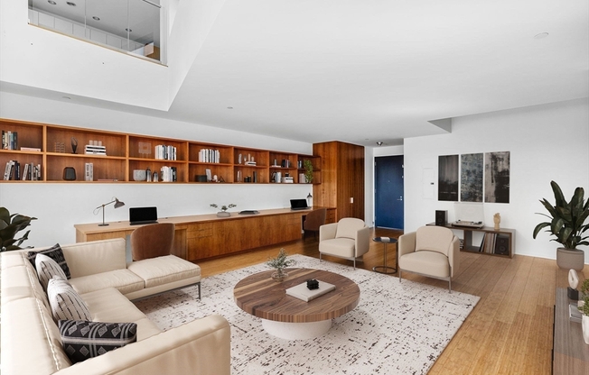 1 bed, 1.5 baths, 1,656 sqft, $5,500, Unit U:616