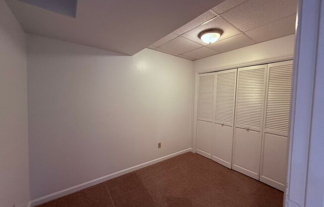 4 Bedroom, 2 Bathroom House