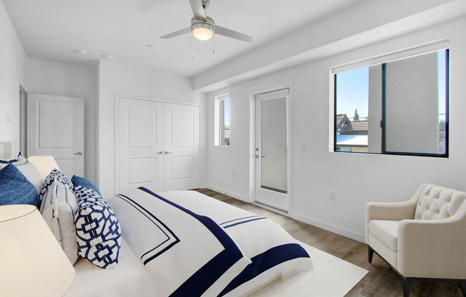 Shoreline Apartments