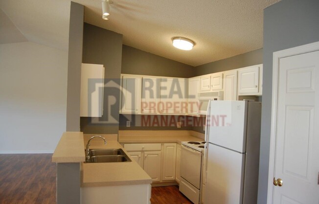 2 beds, 2 baths, $1,200