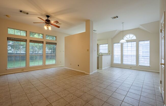 Single Story 3 Bed/2Bath in Leander!!!!