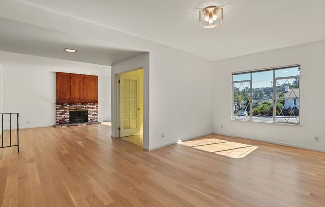 3 beds, 2.5 baths, $7,500