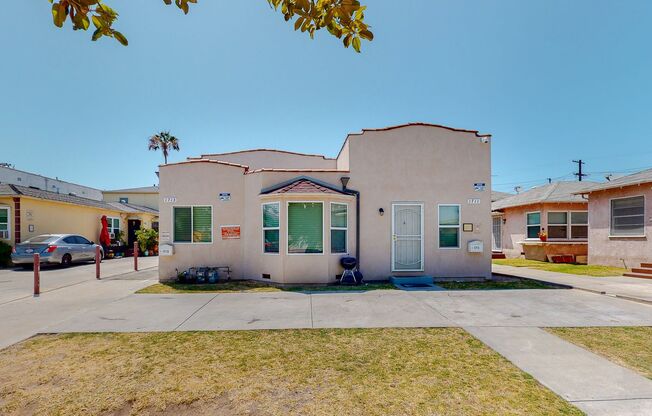 1711-1713 Redondo Blvd