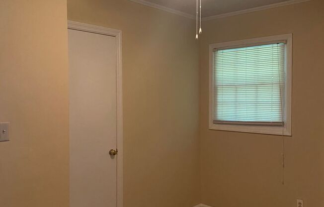 155 E. CLOVERHURST AVE | 3 BED 1 BATH IN 5 POINTS