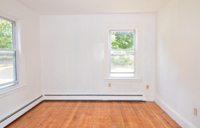 3 beds, 1.5 baths, 1,500 sqft, $2,800, Unit 1