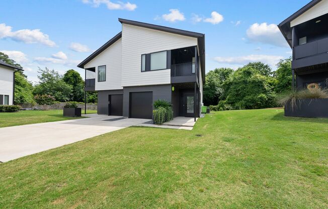 2200-102 Millbank Village CT