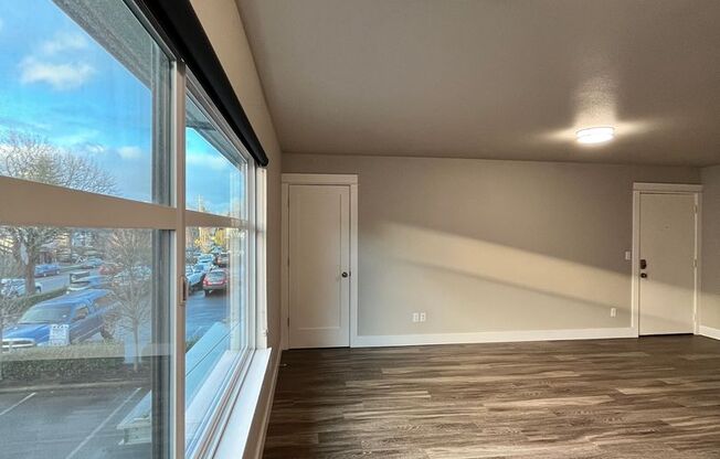 1 bed, 1 bath, $1,695, Unit 26