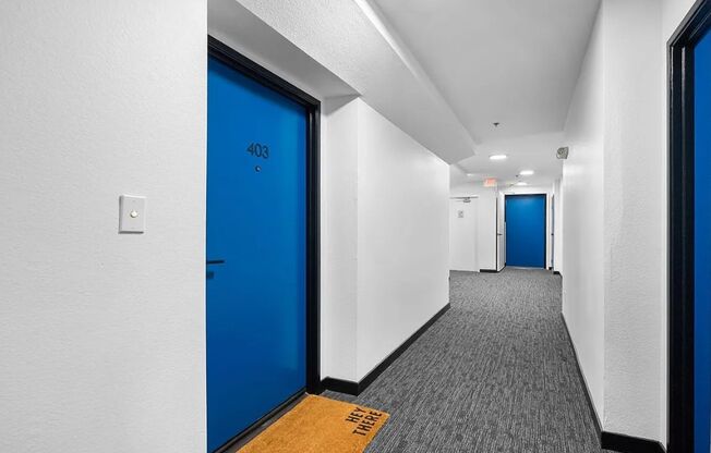 1400 Venice Blvd.- Modern Living in the Heart of Venice – Renovated 2 Bedroom Units