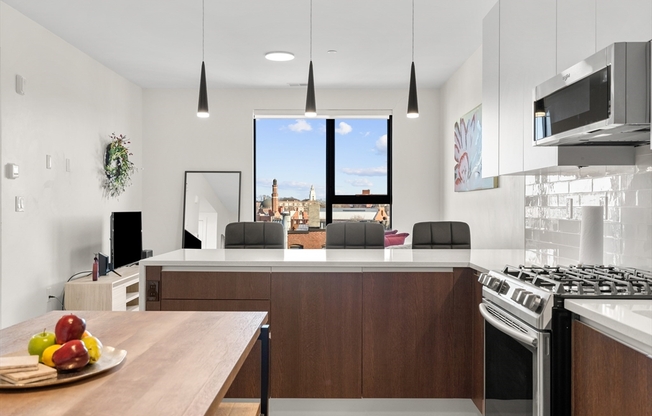 1 bed, 1 bath, 570 sqft, $3,300, Unit 504