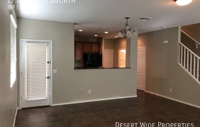 1751 S CHATSWORTH