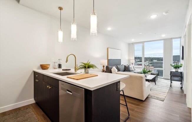 Studio, 1 bath, 500 sqft, $1,475, Unit 606