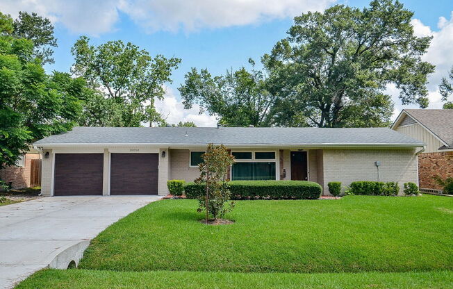 10050 HADDINGTON DR