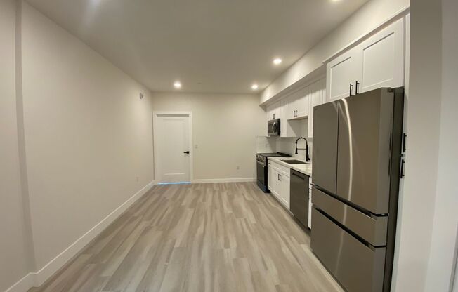 1 bed, 1 bath, 615 sqft, $2,200, Unit 408
